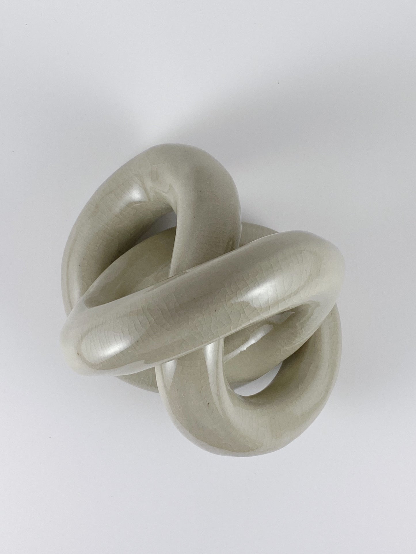 Knot - Tall Gray