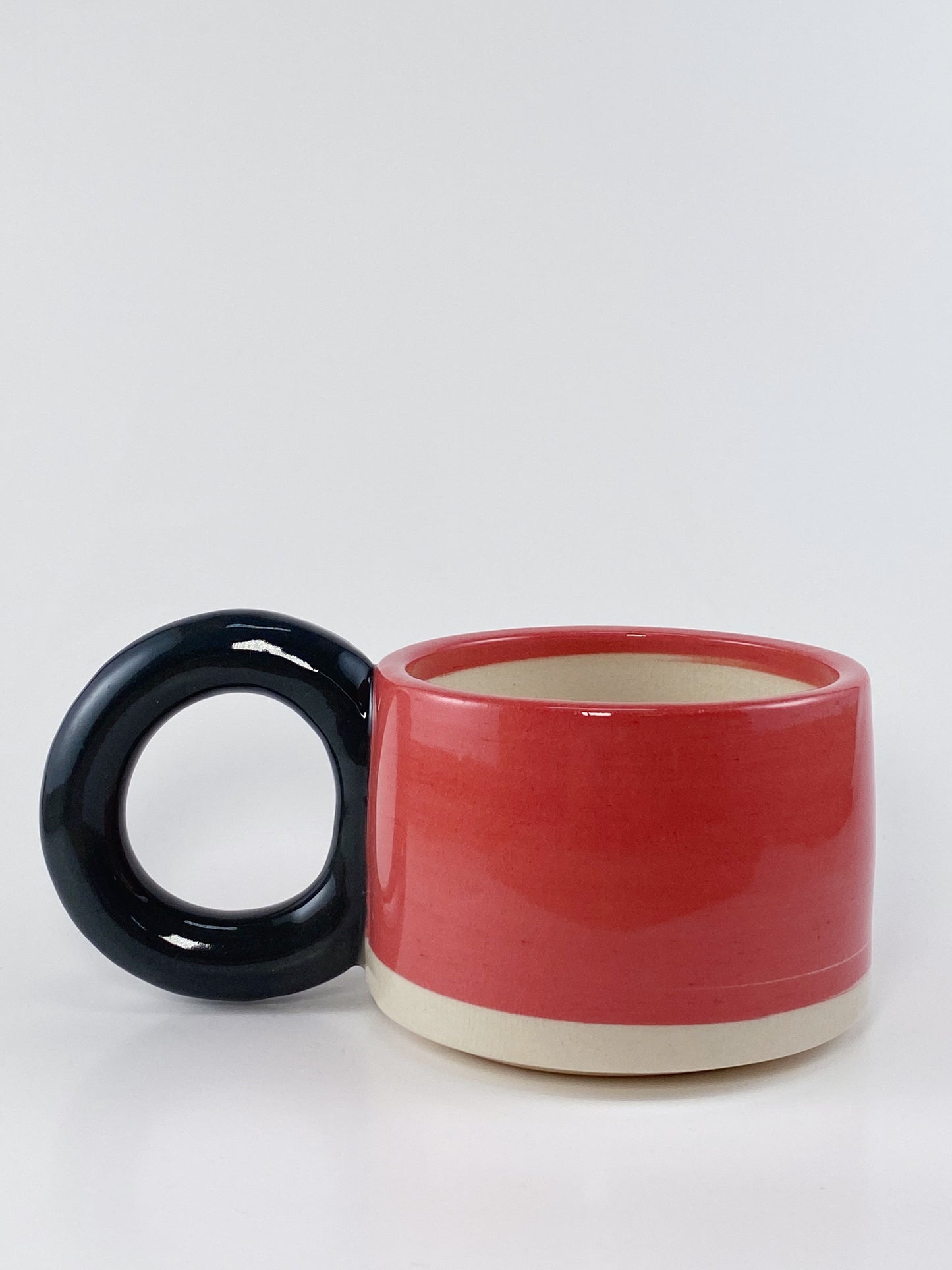 Tricolor Mug - Black, Red, White
