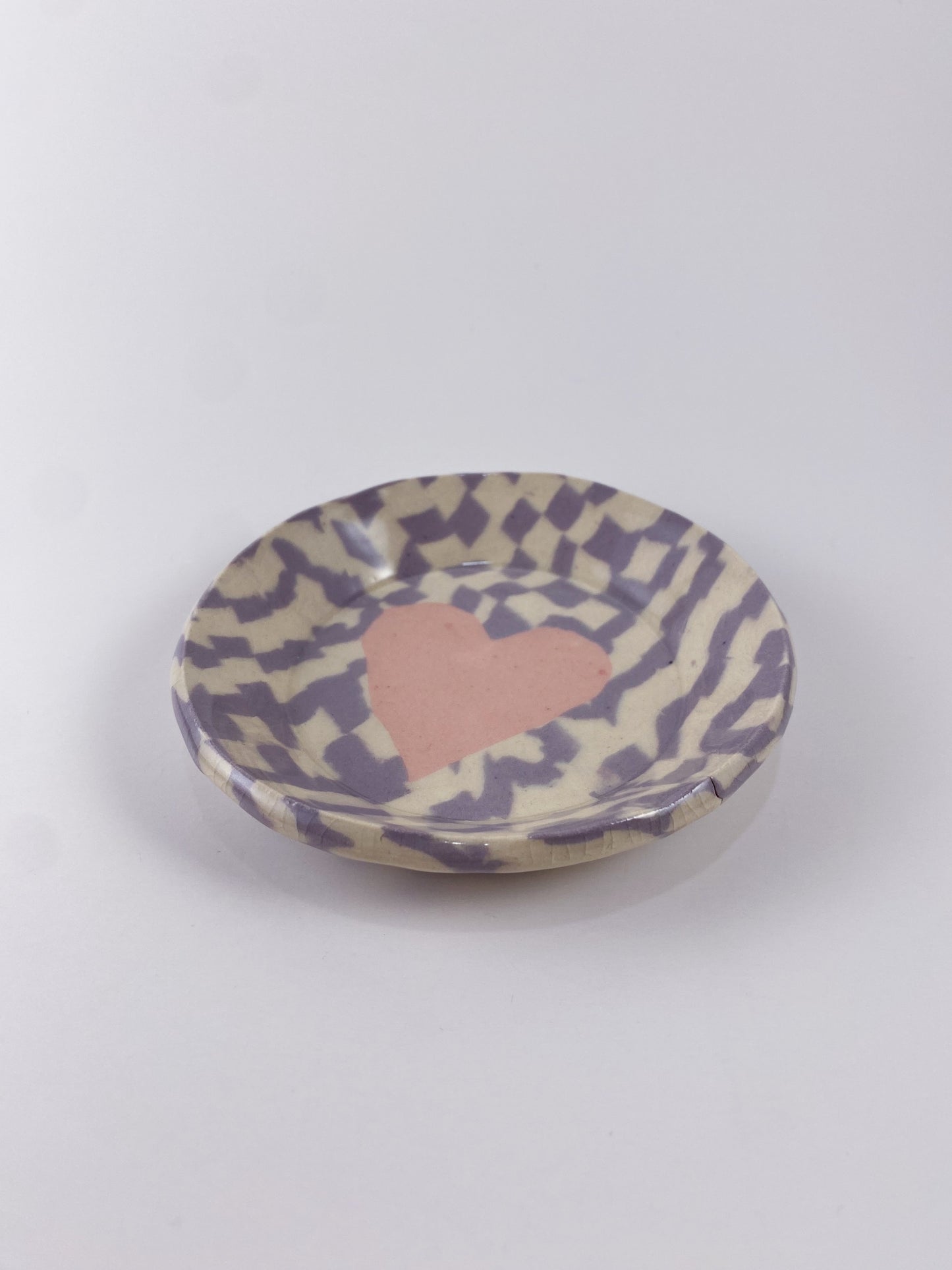 Purple check, pink heart dish