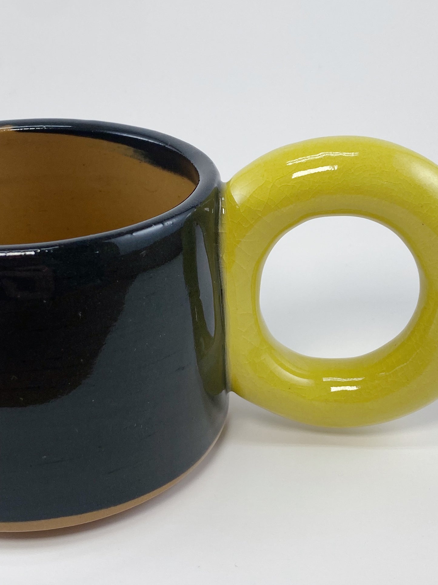 Tricolor Mug - Yellow, Black, Brown